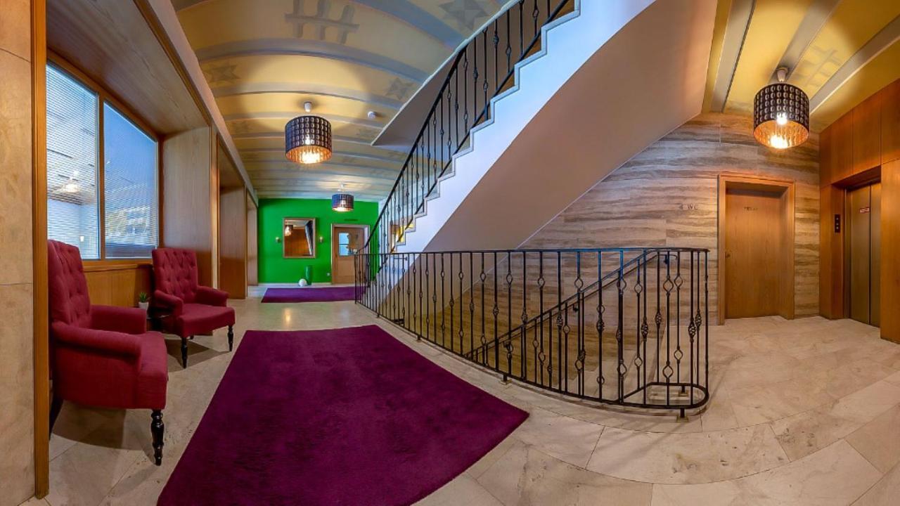 Hotel Parsberg Puchheim Buitenkant foto